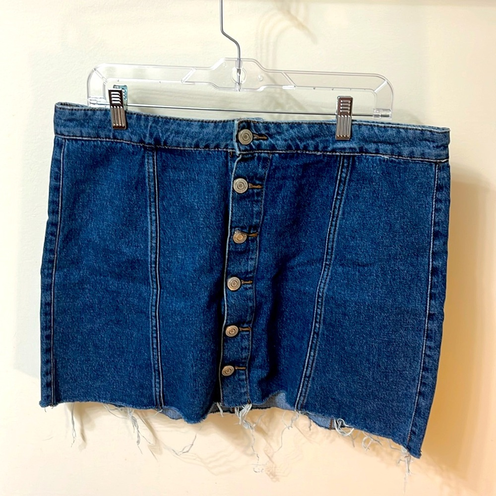 Jean booty skirt